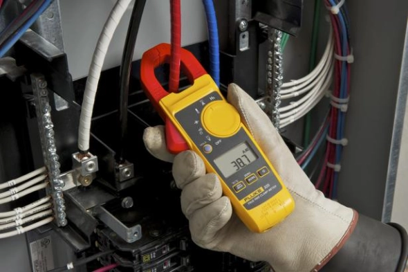 325 True-rms Clamp Meter 4